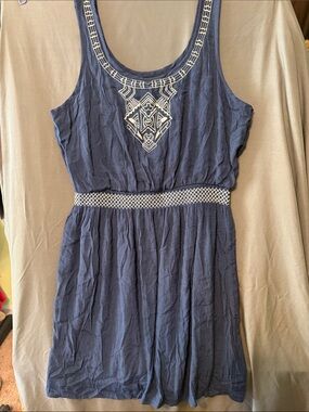 Maurices Navy  crinkle dress with Cream Geometric Embroidery. Fully lined